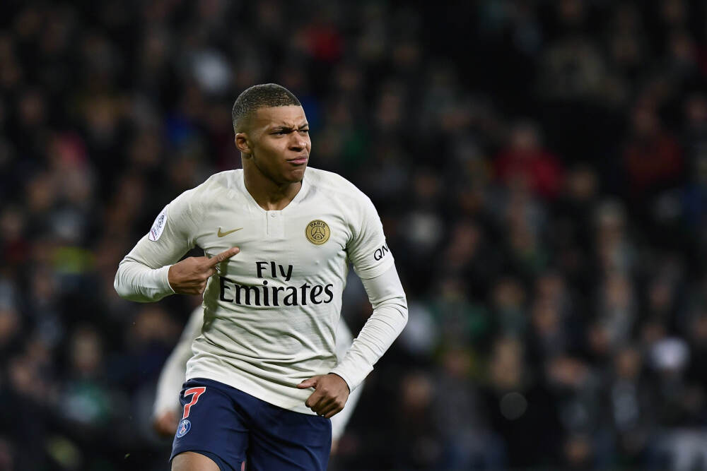 华泰期货：地缘紧张局势延续，黄金价格或以震荡偏强格局为主